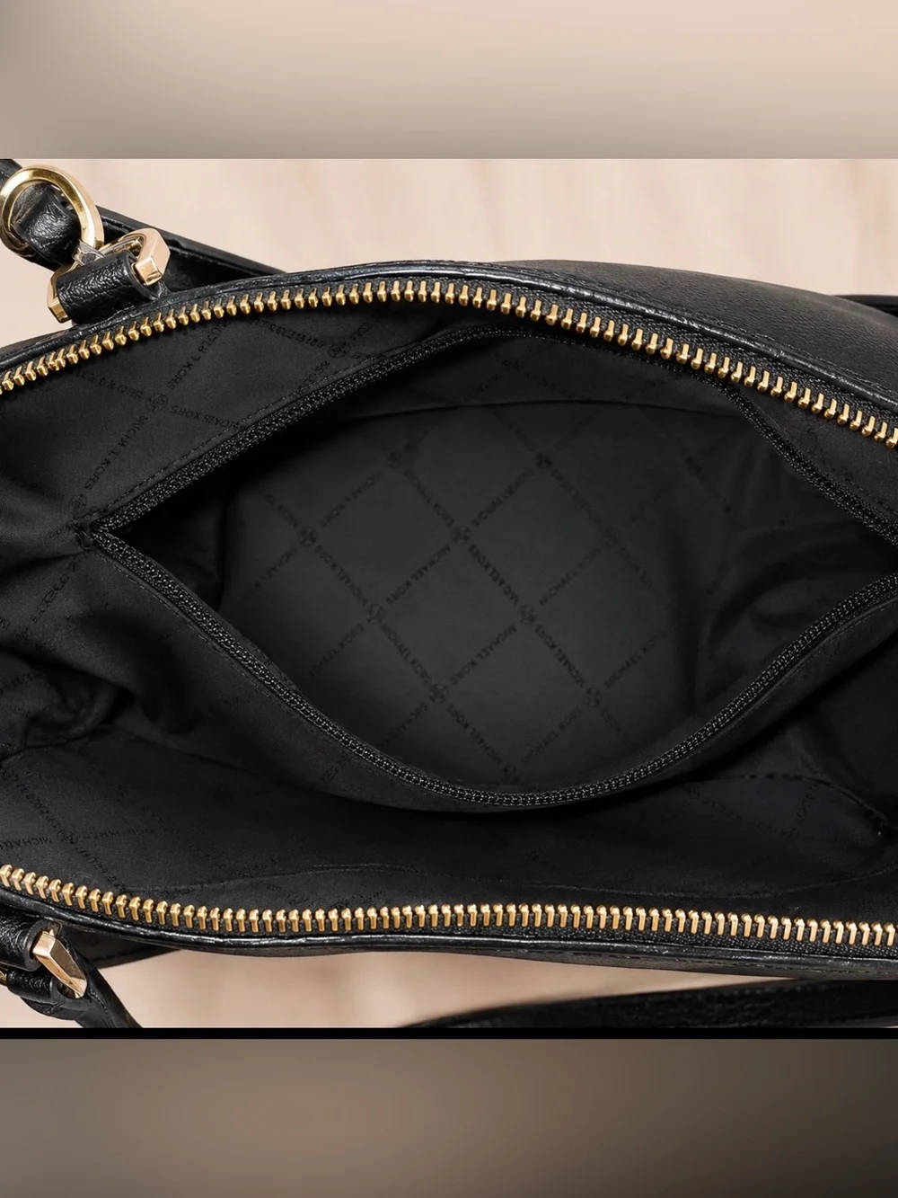 Michael Kors Bedford Large Black Pebbled Leather Tote Shoulder Bag